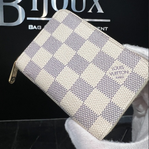 Louis Vuitton Damier Azur Zippy Wallet - Picture 5 of 9